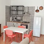 Max And Sun Parking Privato Nel Prezzo